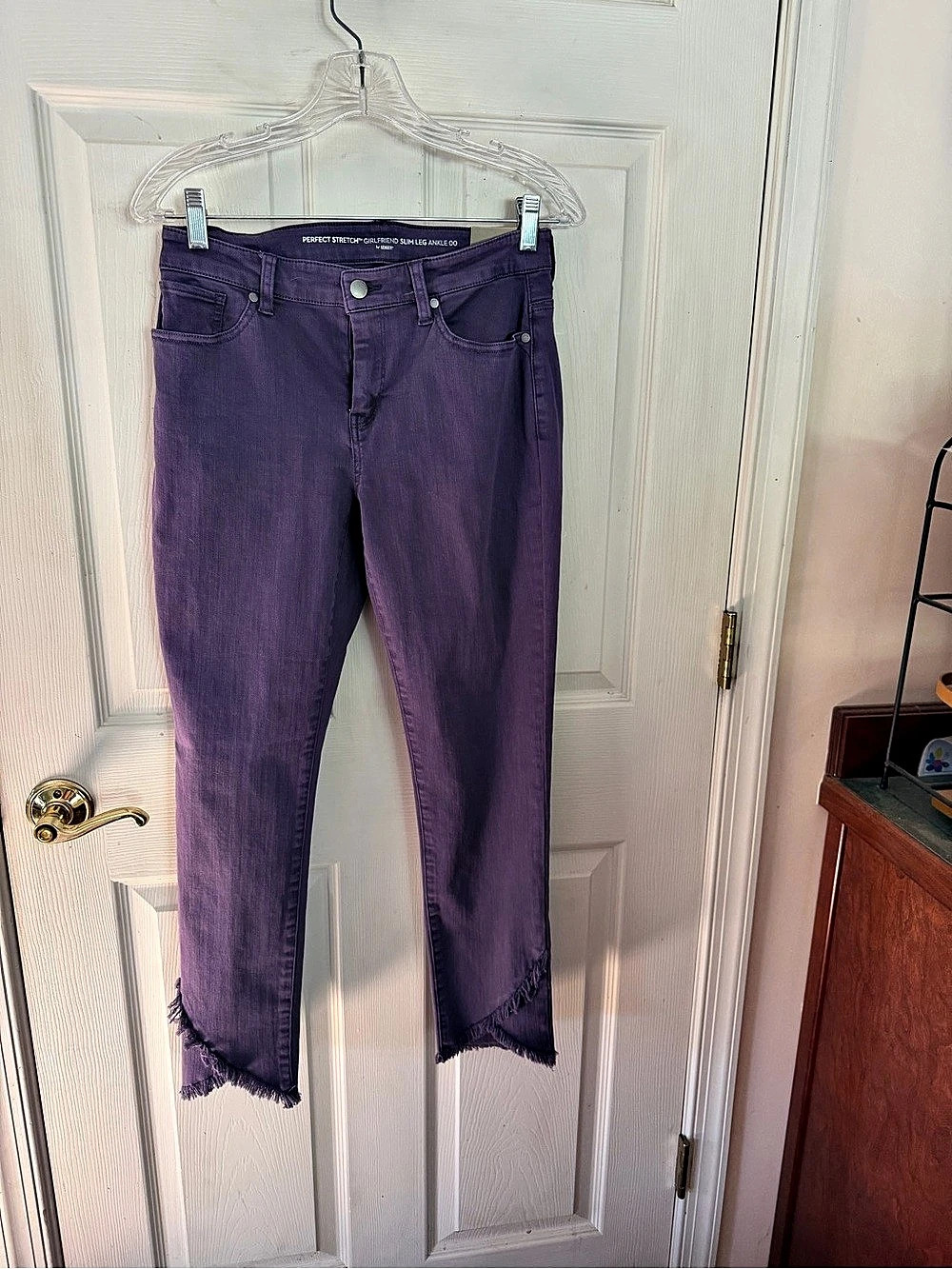 NWT CHICOS Perfect Stretch Girlfriend Slim Leg Ankle ) Ankle Jeans in Purple  00